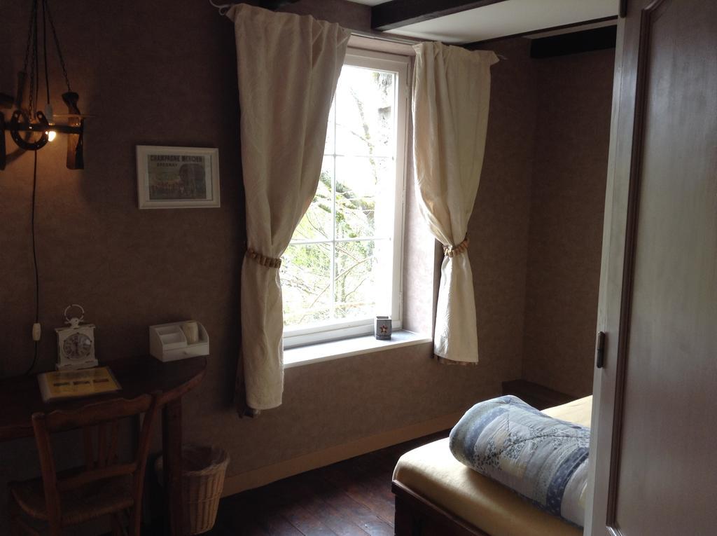 Aux Sources De L'Yonne Bed & Breakfast Glux-en-Glenne Bagian luar foto